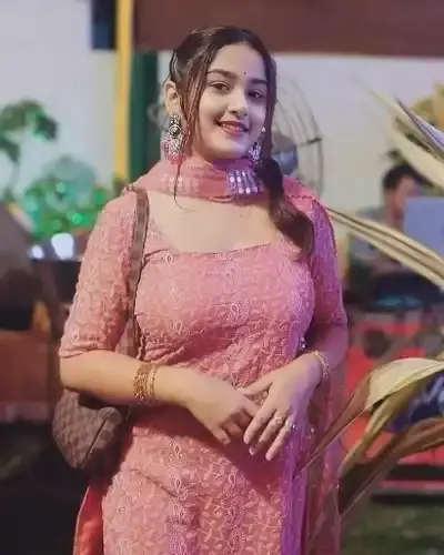 Call Girls Derapur Cash On Delivery
