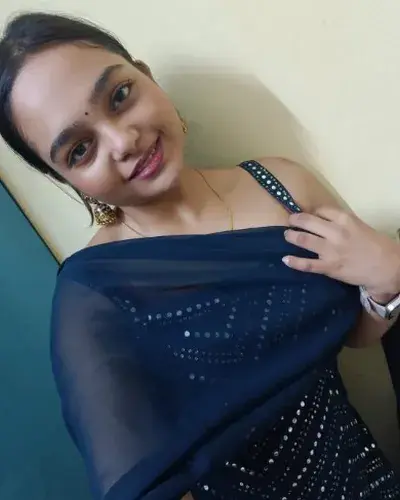 Call Girl Service in Derapur